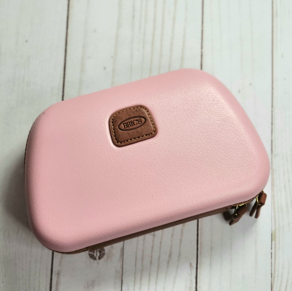 BRIC's Pink Toiletry Kit